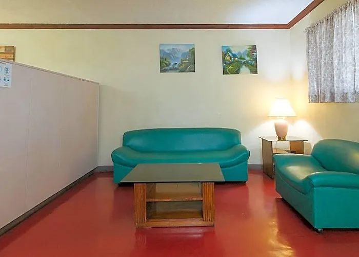 Hotel Reddoorz @ Broadway Court Apartelle Quezon
