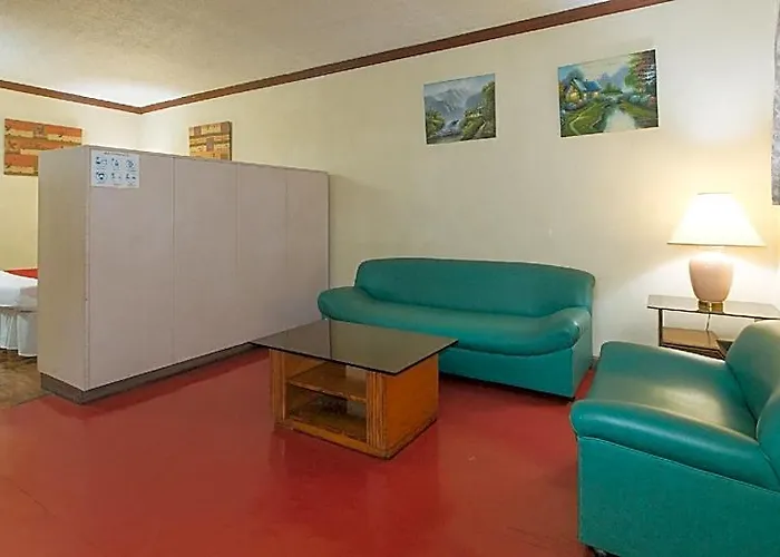Hotel Reddoorz @ Broadway Court Apartelle Quezon *