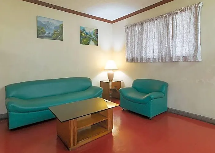 Reddoorz @ Broadway Court Apartelle Quezon Hotel *