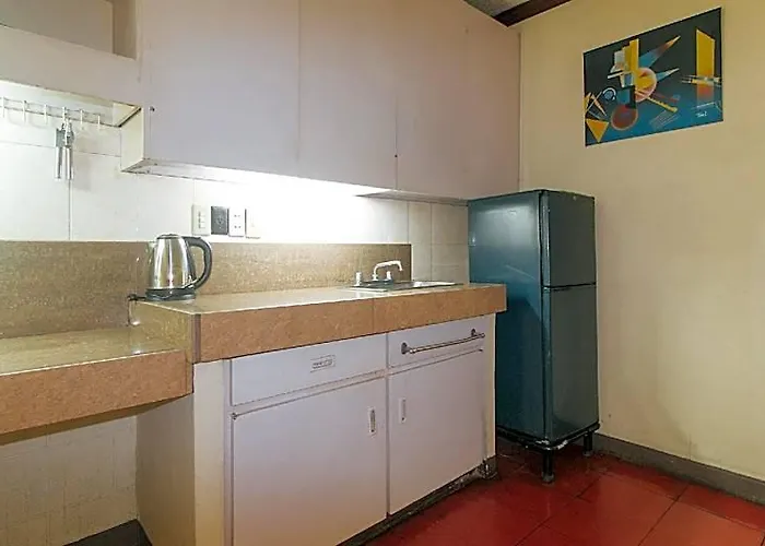 Hotel Reddoorz @ Broadway Court Apartelle Quezon