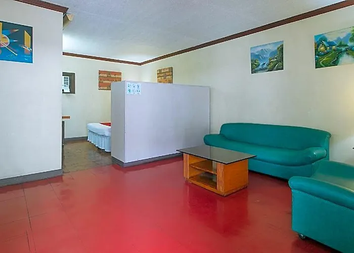 Reddoorz @ Broadway Court Apartelle Quezon * Manila